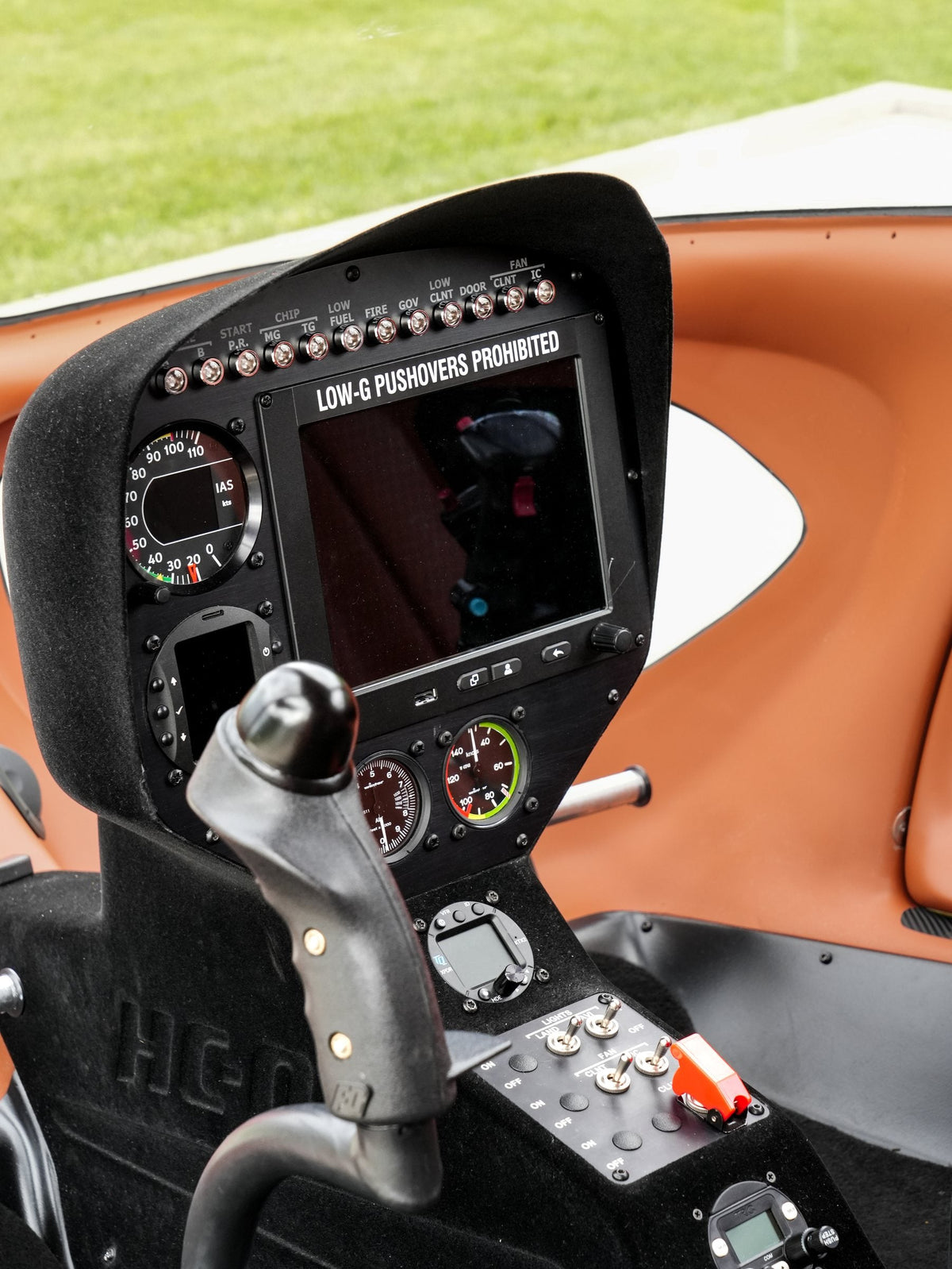 HC-02 instrument panel and controls