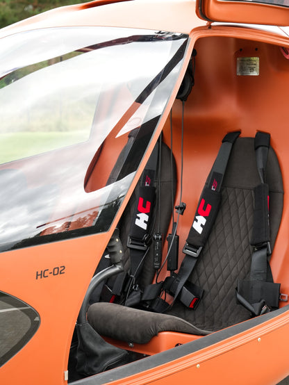 Inside the HC-02: seats and harnesses