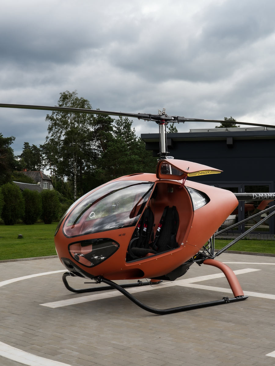 Cicaré HC-02 at the base